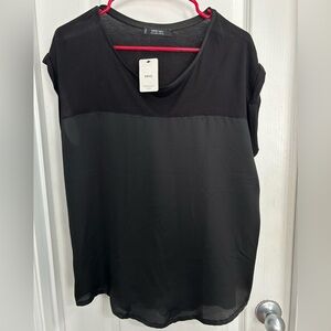 Brand New MNG Basics Top. Size L.
